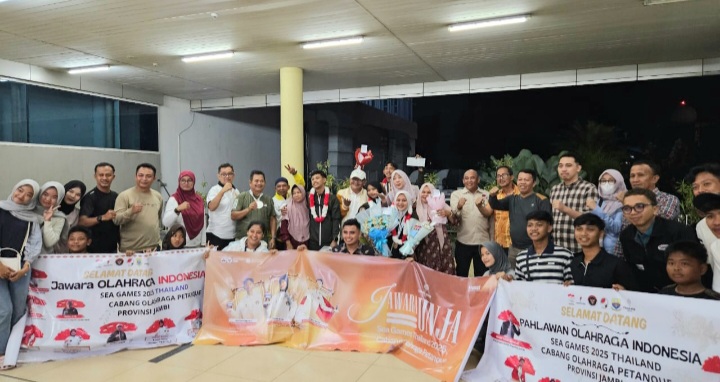FOPI Bersama Unja Sambut Kedatangan Atlet Jambi Peraih Medali SEA Games 2025