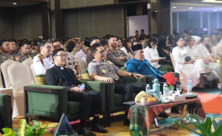 Wagub Sani: Natal Mengajarkan Makna Kasih dan Pengabdian Tanpa Pamrih