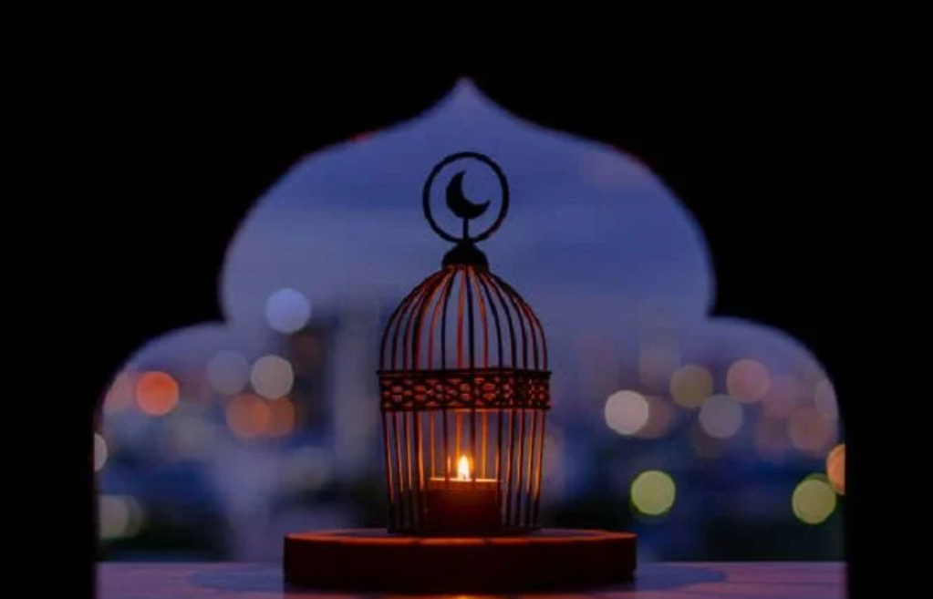 Peringatan Malam 1 Muharram 1445 H, Awal Tahun Baru Kalender Hijriah