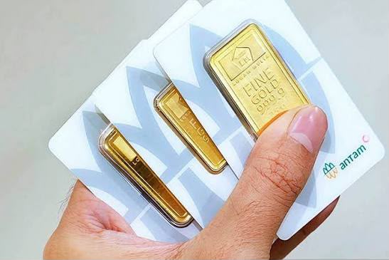 Harga emas Antam turun jadi Rp2,65 juta/gram