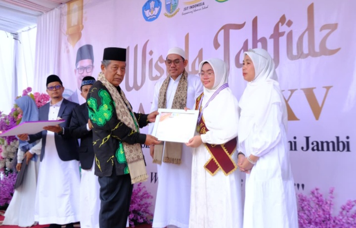 Wagub Sani Hadiri Wisuda Tahfiz Qur'an, Generasi Hafiz Qur'an Harapan Bangsa Berakhlak Mulia