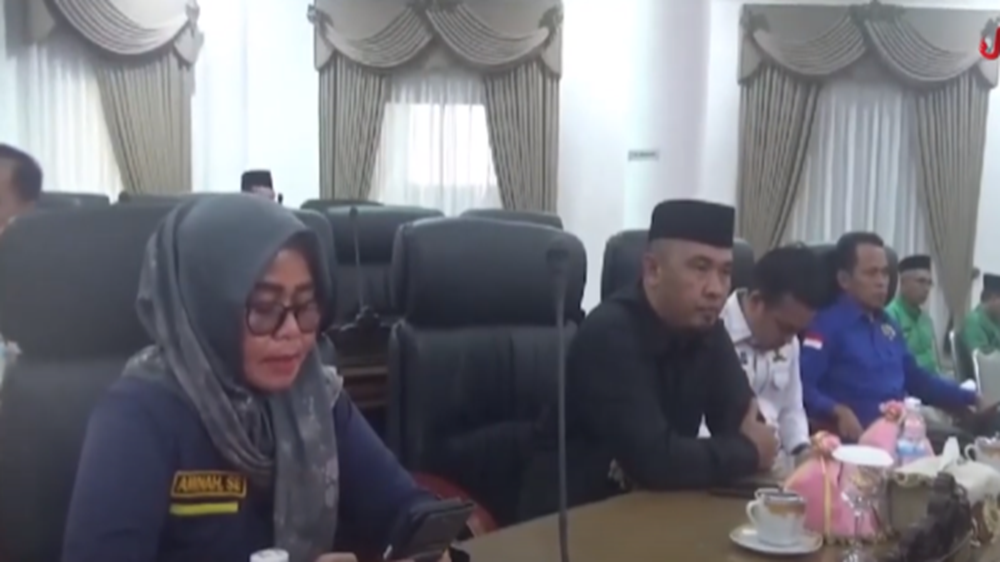 Rapat Paripurna DPRD Batanghari, Wabup Bakhtiar Beri Jawaban Atas Pemandangan Umum 9 Fraksi DPRD