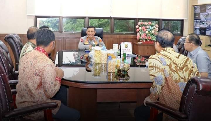 PT. PLN Unit Induk Distribusi Sumatera Selatan, Jambi Bengkulu Datangi Polda Jambi