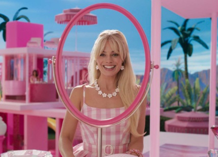 Film Barbie Menyajikan Kisah Menarik tentang Pencarian Jati Diri dan Keberagaman