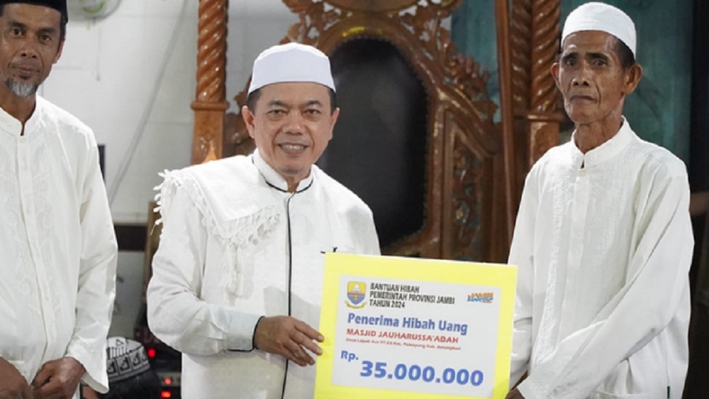 Safari Ramadan Gubernur Jambi di Batang Hari, Al Haris : Membangun Mental Spiritual Masyarakat