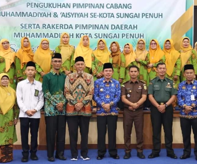 Pengukuhan PD Muhammadiyah dan Aisyiyah Kota Sungai Penuh