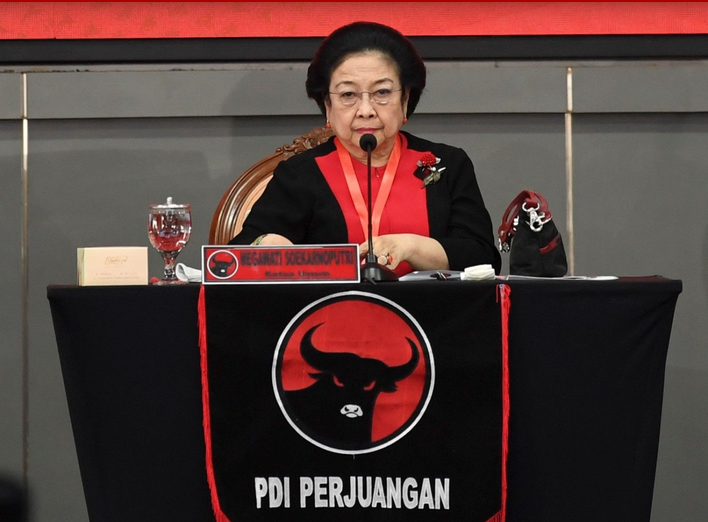 Resmi !! Ketum PDI Perjuangan Megawati Tunjuk Ganjar Pranowo Sebagai Capres di Pilpres 2024