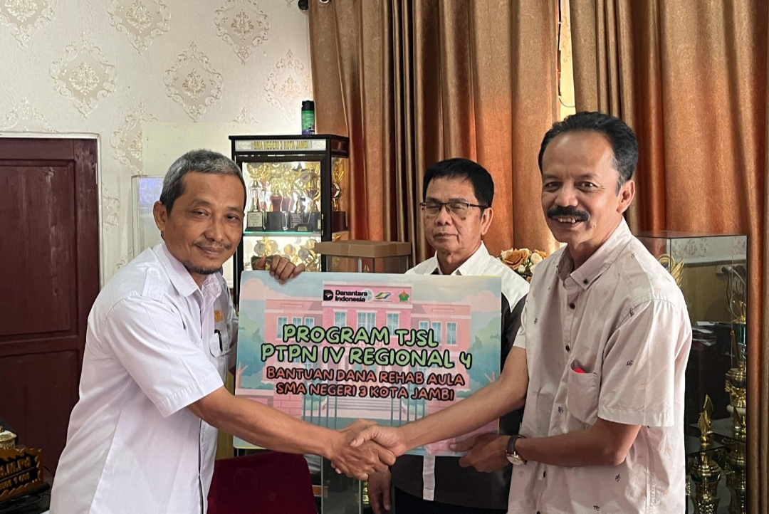 Dari Harapan Menjadi Nyata, PTPN IV Regional IV Rehab Aula SMA 