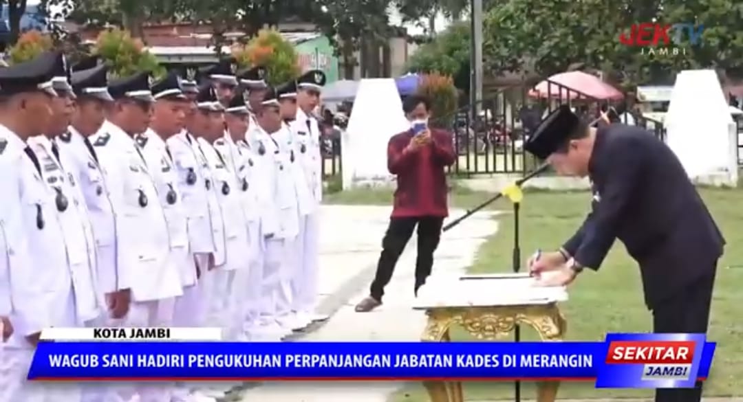 Wagub Sani Hadiri Pengukuhan Perpanjangan Jabatan Kades di Merangin