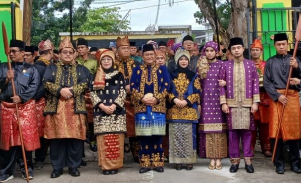 Pemberian Gelar Adat Kota Jambi, Wali Kota Maulana, Wawako Diza Hingga Sri Purwaningsih