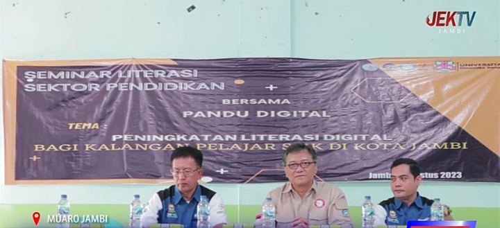 Seminar Literasi Bersama Pandu Digital
