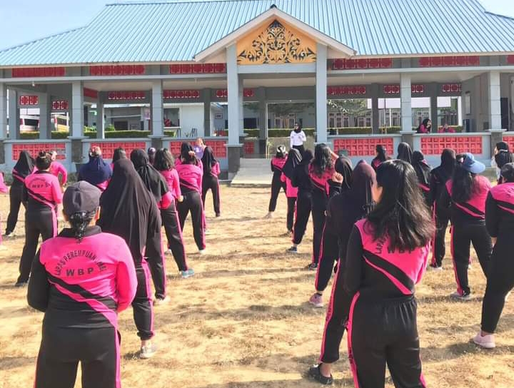 Tingkatkan Imunitas dengan Senam Bersama Warga Binaan Lapas Perempuan Jambi 