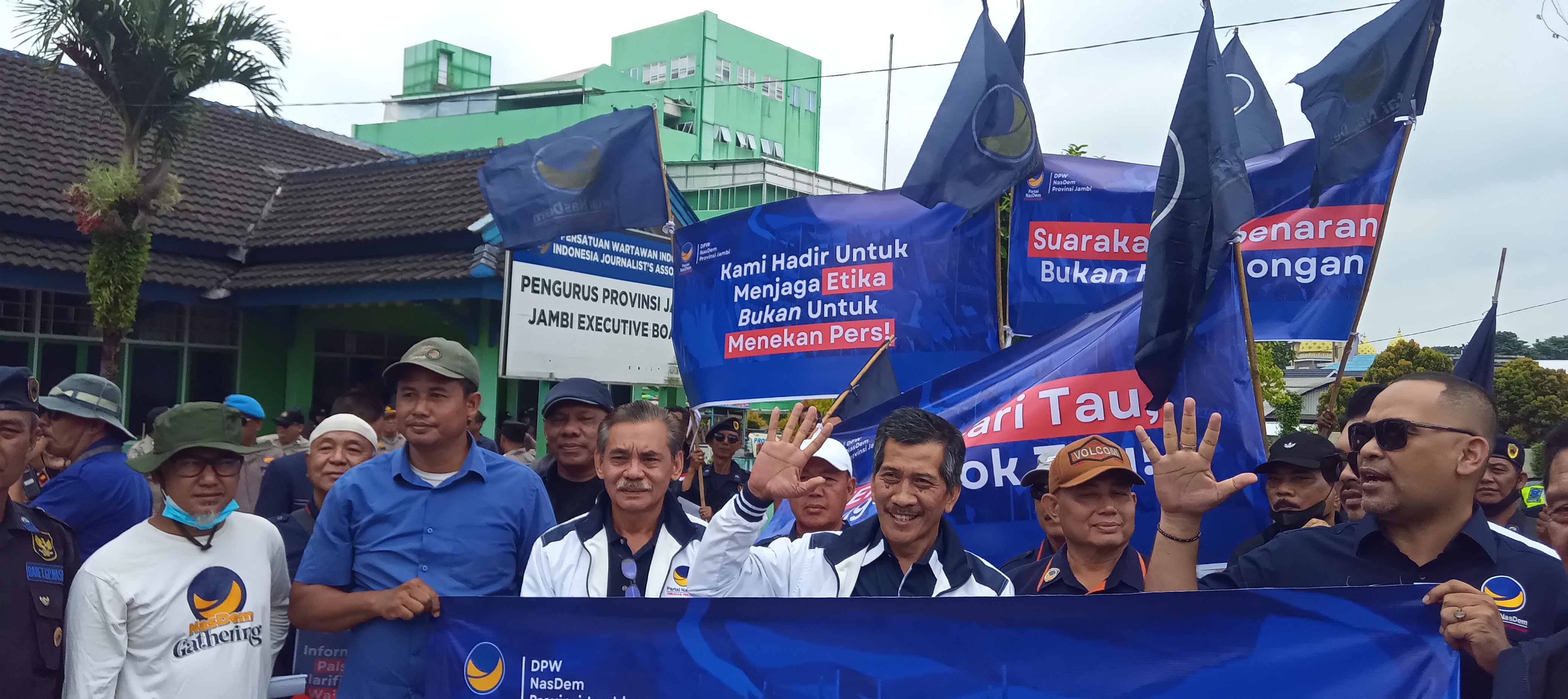 Datangi Kantor PWI, Kader NasDem Tuntut Permintaan Maaf Tempo