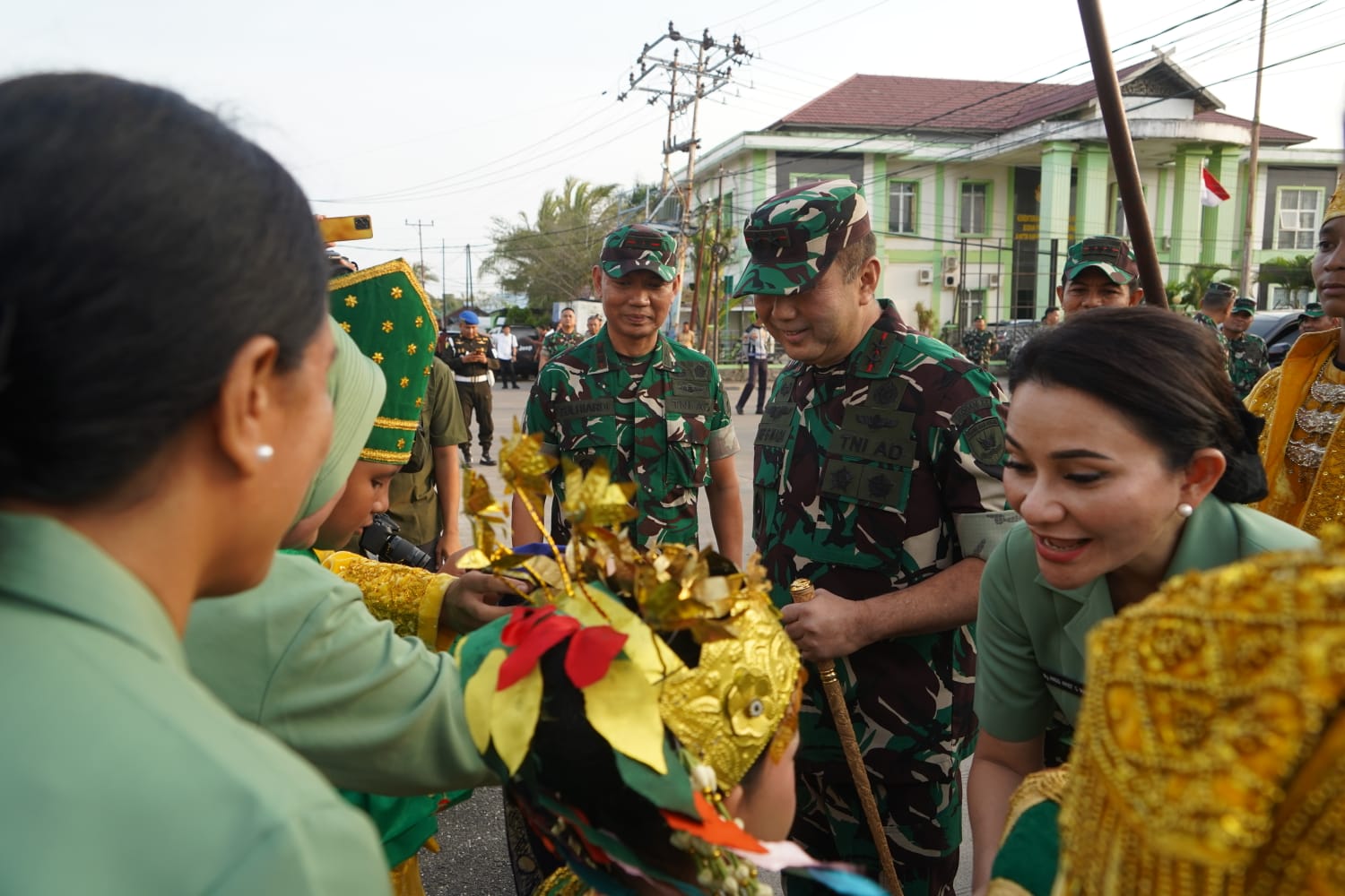 Kunker Safari Ramadhan, Pangdam XX/TIB Tekankan Profesionalisme dan Kemanunggalan TNI-Rakyat