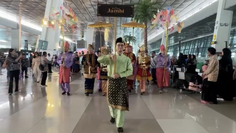 Parade Budaya Jambi Hadir di Bandara Soekarno-Hatta, Kenalkan Kekayaan Tradisi Daerah