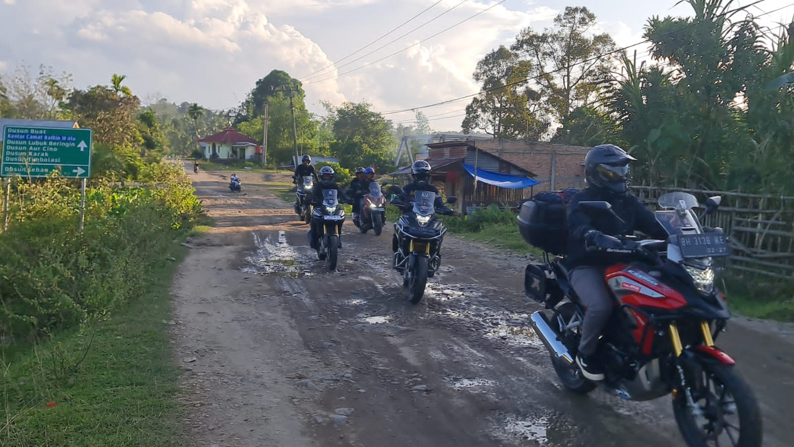 Para Sang Penjelajah, Komunitas Motor Honda CB150X ADV.ID Jambi 