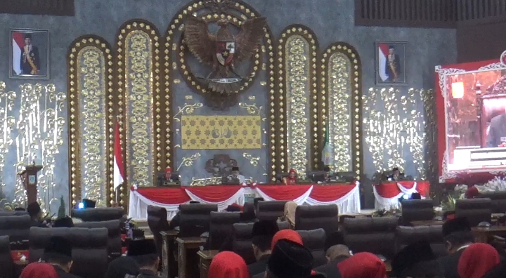 Rapat Paripurna DPRD Kota Jambi dalam Rangka Mendengarkan Pidato Presiden RI