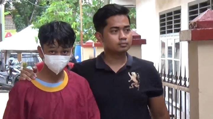 Polisi Amankan Anggota Geng Motor di Jambi Usai Duel Menggunakan Celurit Panjang 1,5 Meter