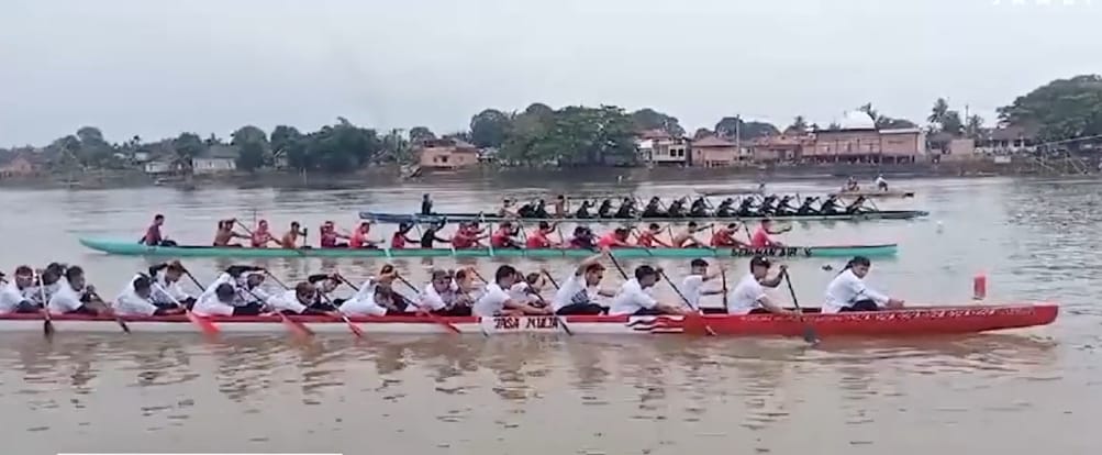 Dewan Hadiri Kegiatan Pacu Perahu Tradisional Dan Lomba Ketek Hias Tahun 2024