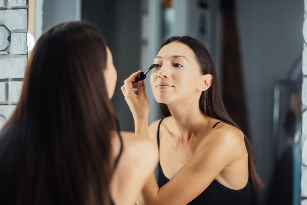 Wajah Fresh Seharian! Ini Cara No Makeup Makeup Look yang Tahan Lama untuk ke Kampus