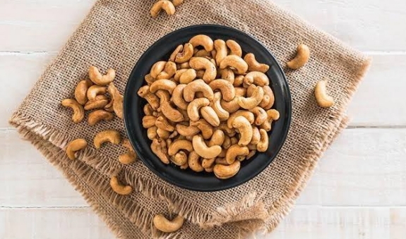 Gurih dan Renyah, Ini 6 Manfaat Kacang Mete untuk Kesehatan Tubuh