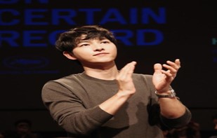 Song Joong Ki Menjadi Seorang Ayah, Netizen Ucapkan Doa Dan Semangat