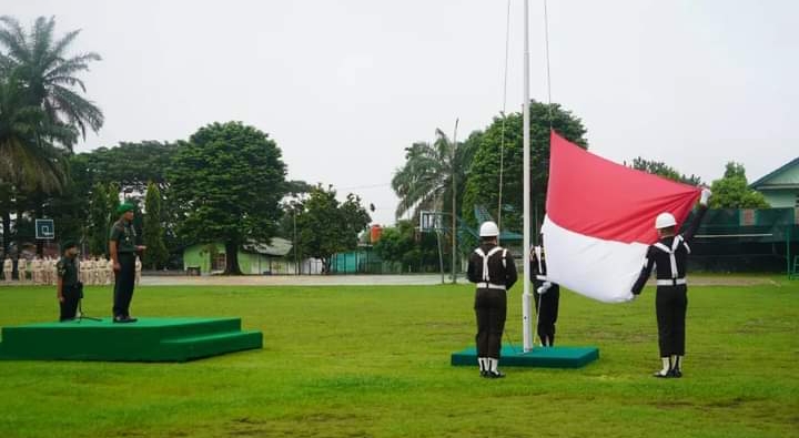 Korem 042/Gapu Gelar Upacara Bendera 17-an Bulan April 2024. Ini Amanat Panglima TNI