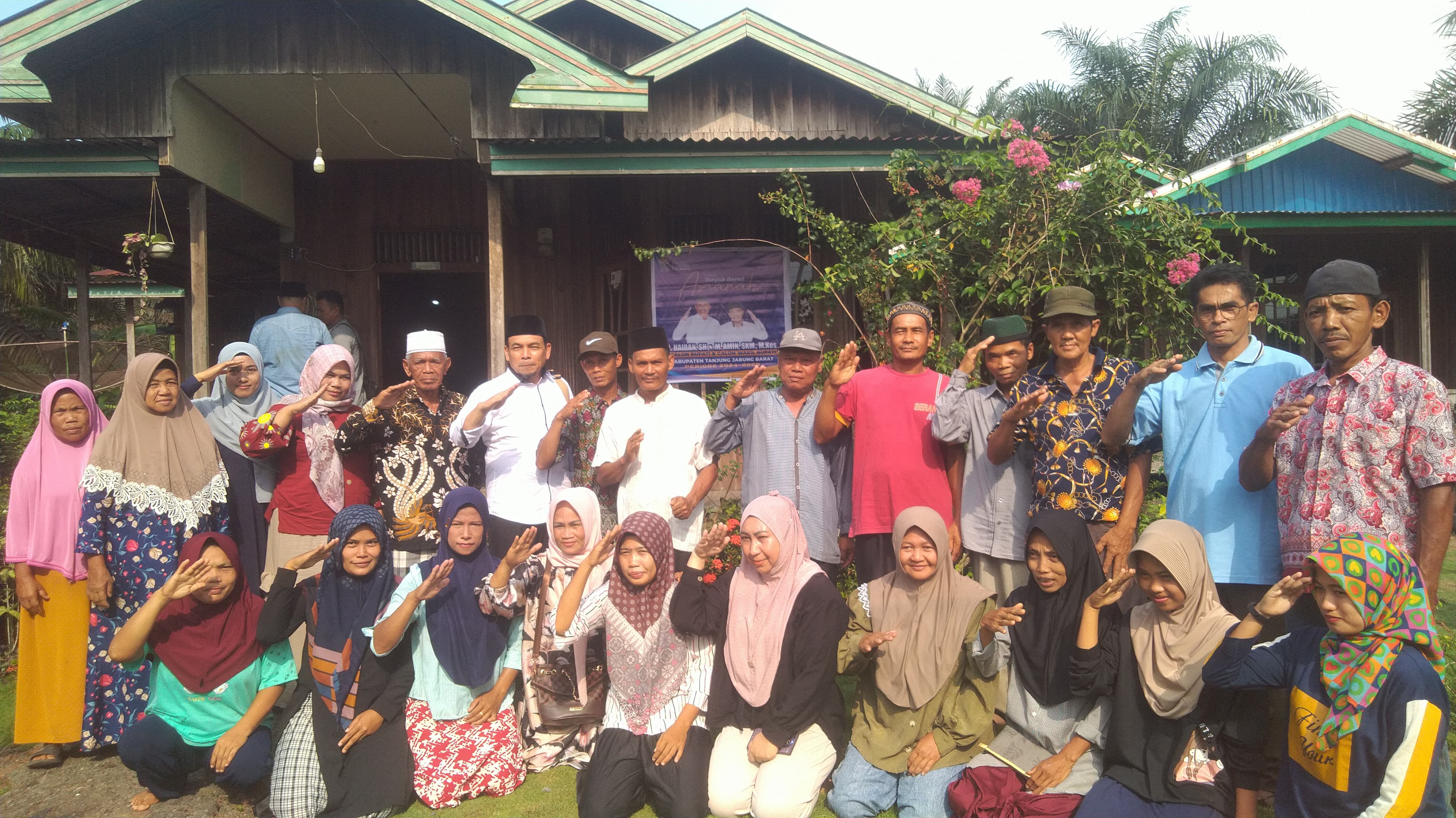 Cawabup Ustad Amin Road Show ke Sejumlah Posko di Kecamatan Bram Itam Tanjab Barat 