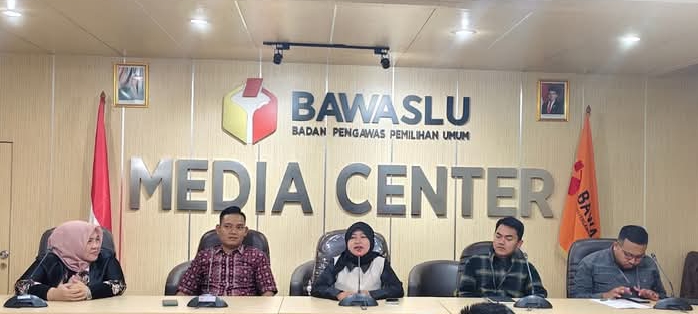 Laporan Akhir Kehumasan, Bawaslu Kota Jambi Komitmen Tingkatkan Transparansi dan Akuntabilitas