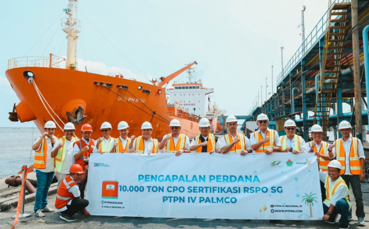 Kapalkan 10.000 Ton CPO Bersertifikasi RSPO SG ke Eropa, PTPN IV Berpotensi Sumbang USD9 Juta Devisa Negara