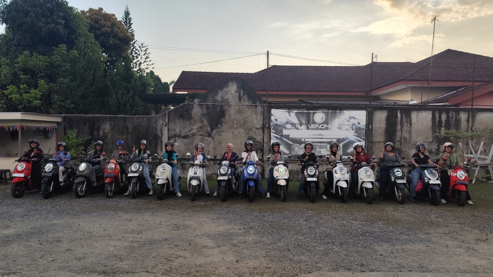 Sinsen Ajak Perempuan Jambi Ekspresikan Diri Lewat Scoopy Velocreativity