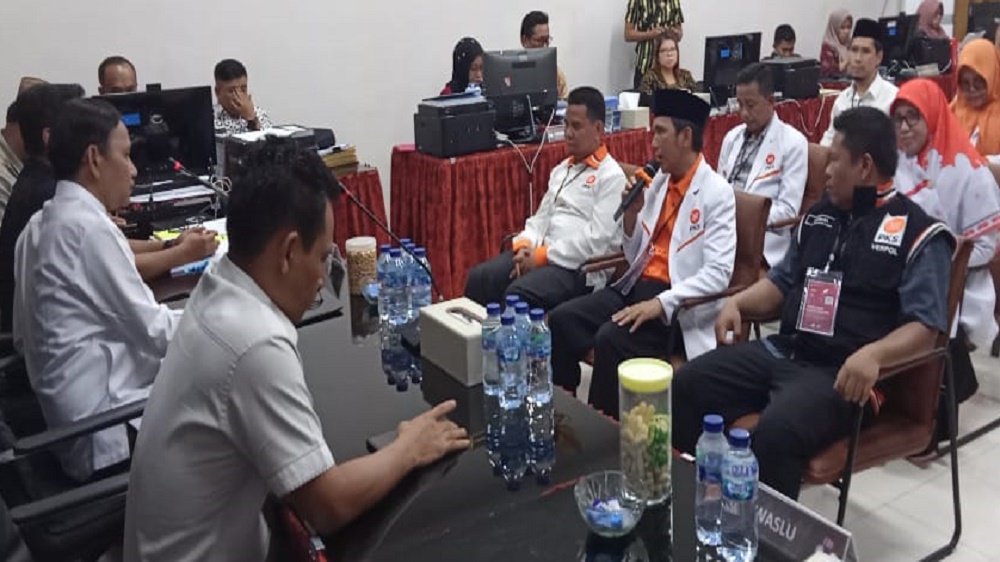 Targetkan Kursi Ketua, PKS Provinsi Jambi Resmi Daftarkan Calon DPRD Provinsi Jambi ke KPU
