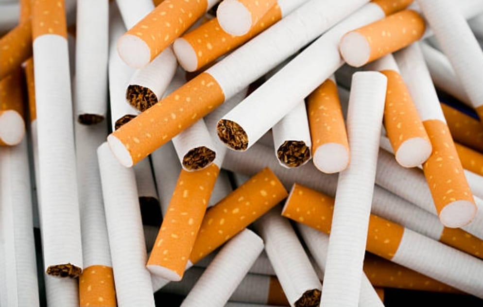 Pemerintah Naikkan Tarif Cukai Rokok 10 Persen pada 2024