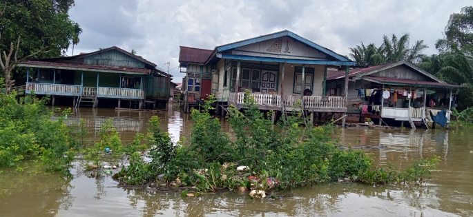 8 Kecamatan di Kota Jambi Terkena Banjir, Akses Jalan Tidak Bisa Dilalui