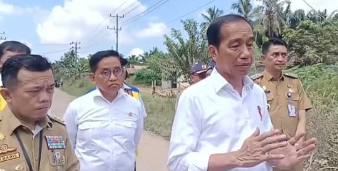 Soal Jalan Angkutan Batu Bara di Jambi, Presiden Jokowi Perintahkan Gubernur Segera Selesaikan