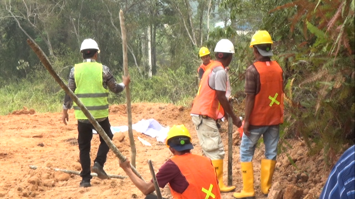 PT Muaro Jambi Unggul Mulai Bangun Tangki Penampung Minyak Sumur Rakyat