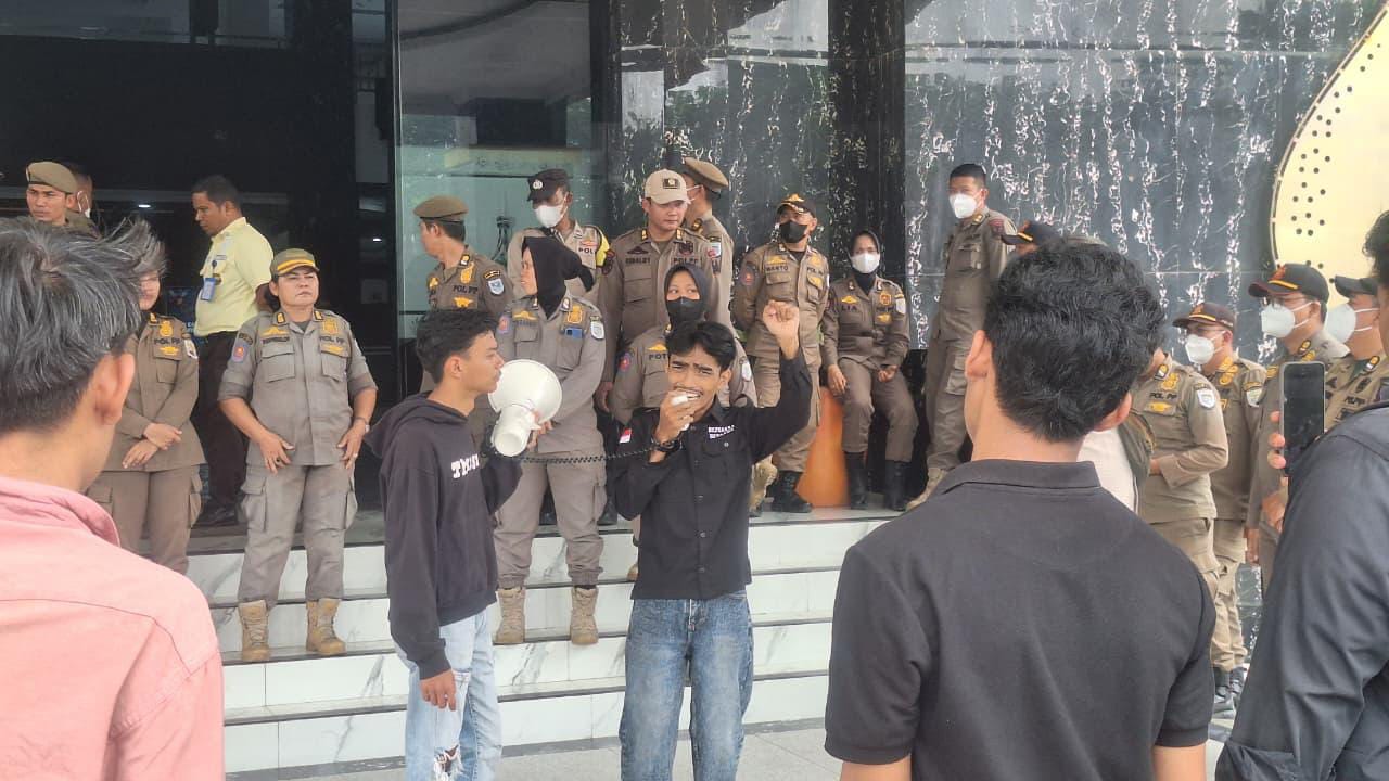 GEMAKOJA Pertanyakan Sewa Armada Sampah Rp5,98 Miliar, Minta Kepala DLH Kota Jambi Dicopot