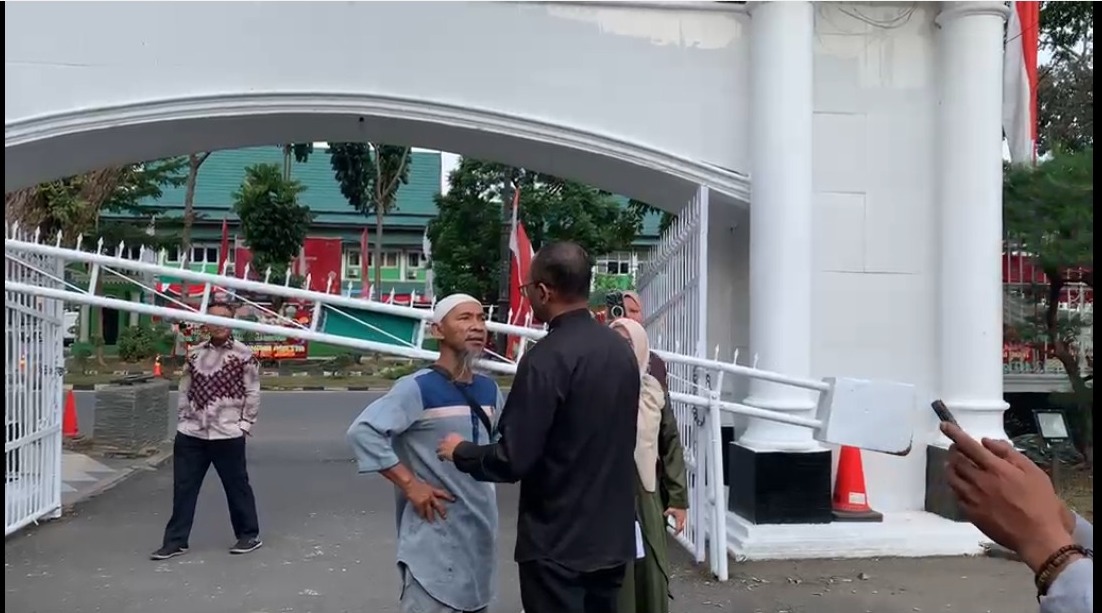 Calon Jemaah Umrah Minta Uang Dikembalikan Utuh