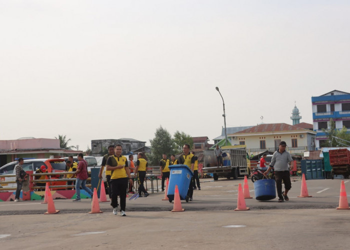 Polres Tanjab Barat Gelar Aksi Bersih Lingkungan Serentak