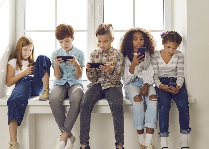 Kebiasaan Gen Alpha: Dari “iPad Kids” hingga Obsesi Skincare, Begini Cara Mereka Tumbuh