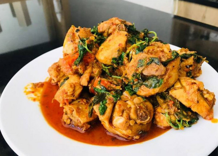 Resep Ayam Woku Belanga Khas Manado, Pedas Gurih dengan Aroma Rempah yang Menggoda