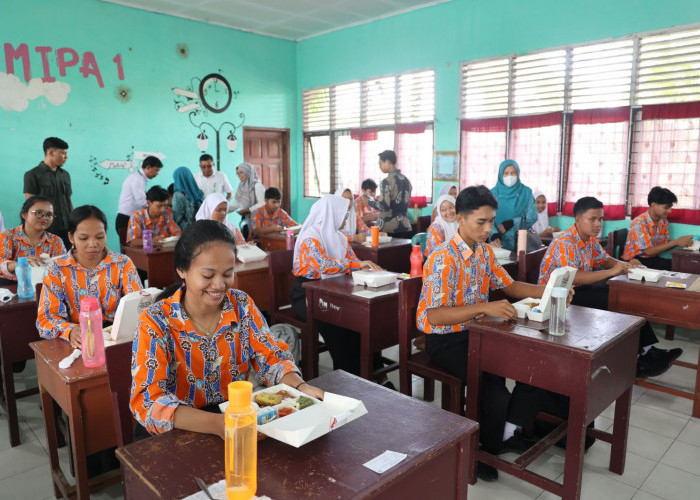 Wujudkan Generasi Indonesia Emas, PTPN IV PalmCo usung Makan Bergizi Gratis di Sumatera dan Kalimantan