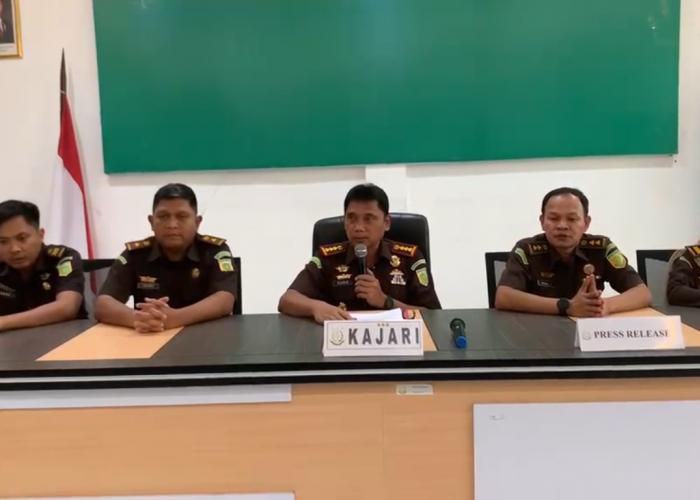 Kasus Korupsi Pajak Rp1,3 Miliar, Nella Ervina dan Empat Tersangka Diperiksa Kejari Jambi