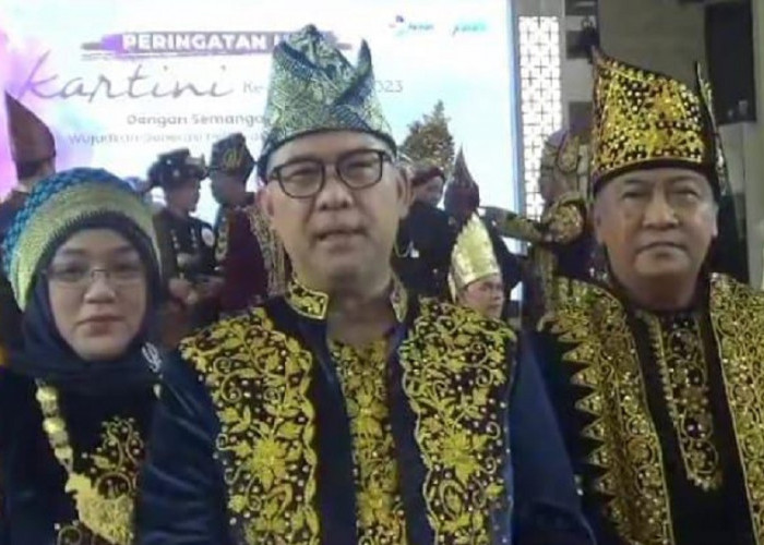 Pakaian Adat Melayu Jambi: Mempersembahkan Keindahan Budaya dan Warisan Tradisional