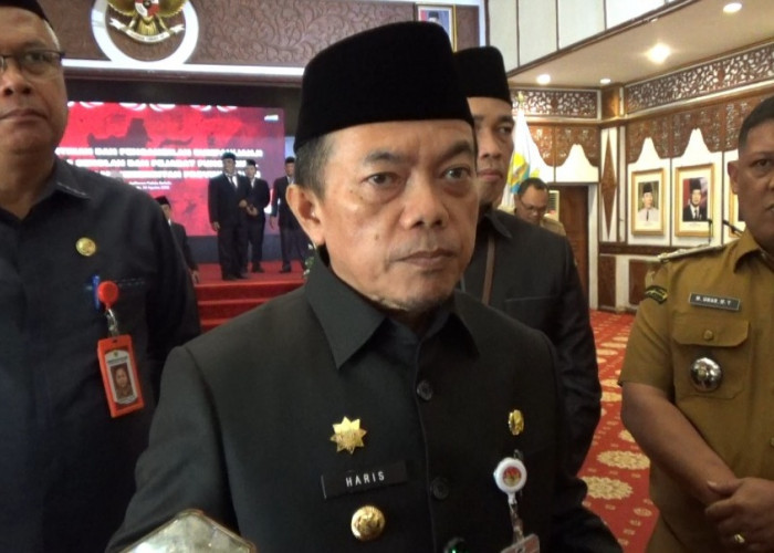 Kualitas Udara Memburuk, Gubernur Al Haris Wajibkan Warga dan Siswa Gunakan Masker