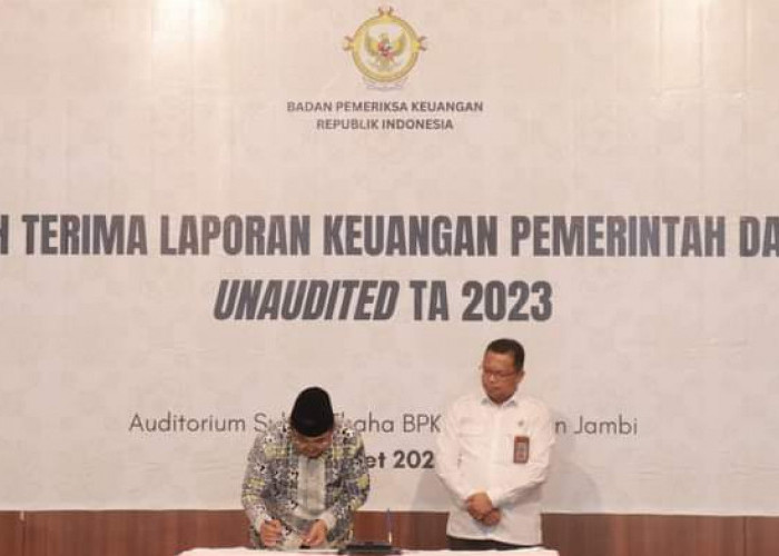 Bupati Tanjab Barat Serahkan LKPD Unaudited Tahun 2023 Ke BPK RI Perwakilan Provinsi Jambi 
