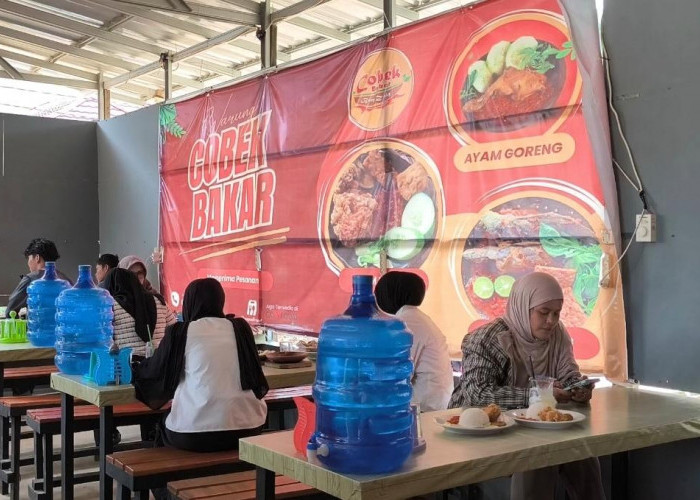 Cobek Bakar Bang Zaky Tawarkan Menu Fresh dengan Harga Terjangkau di Mendalo