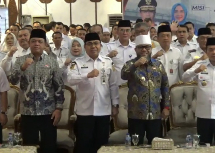 Al Haris dan Helmi Hasan Teken Kerja Sama Pengembangan Potensi Daerah dan Pelayanan Publik  