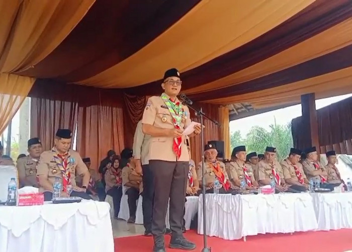 Bupati Hurmin Pimpin Upacara Hari Pramuka ke-65 di Bumi Perkemahan Sungai Merah