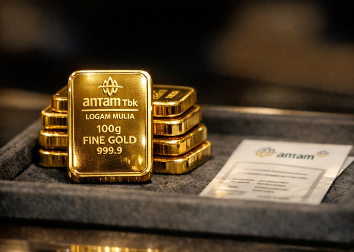 Harga Emas Antam Turun Tipis Hari Ini, Investor Mulai Hitung Ulang Strategi Investasi